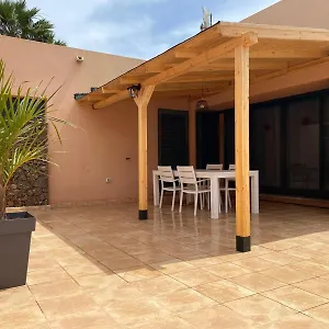 Anahi Homes Corralejo - Codeso 1 Villa La Oliva